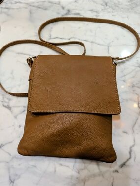 Genuine Leather, Made In Tuscany Italy Tan Boutique Crossbody Bag